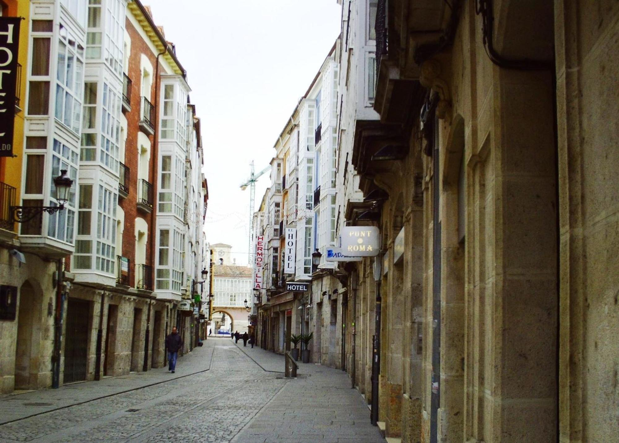 Atico En El Centro De La Ciudad Lejlighed Burgo Eksteriør billede